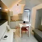 Borgo Marino * מנפרדוניה